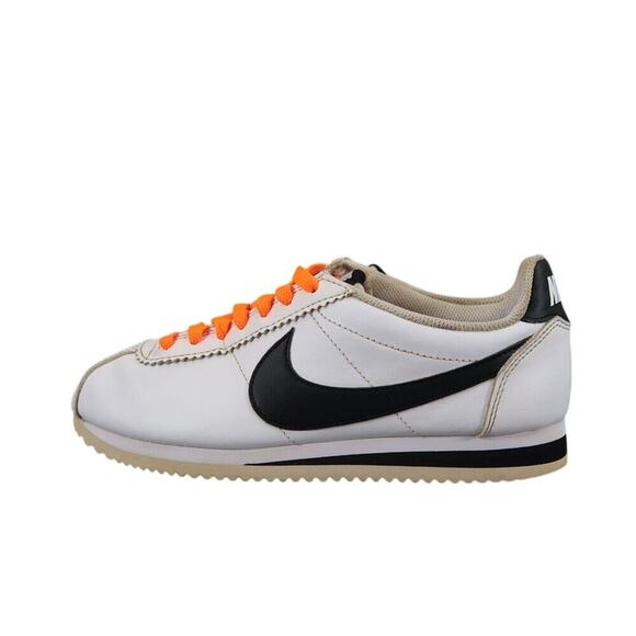 Nike Shoes Womens 7 Sneakers Classic Cortez Lifestyle White Black Leather Retro - Picture 5 of 13